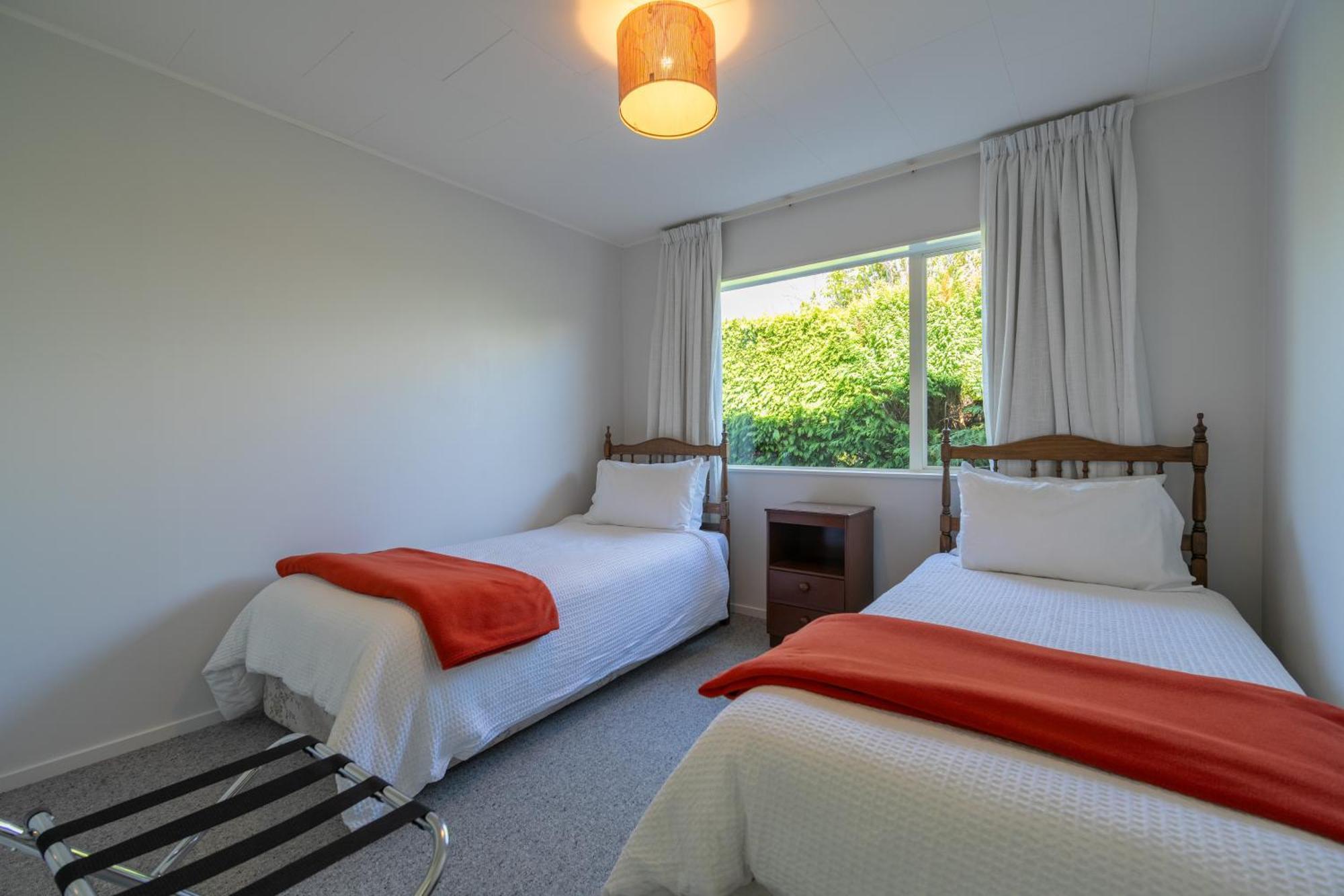 Kepler Retreat - Te Anau Holiday Home Esterno foto